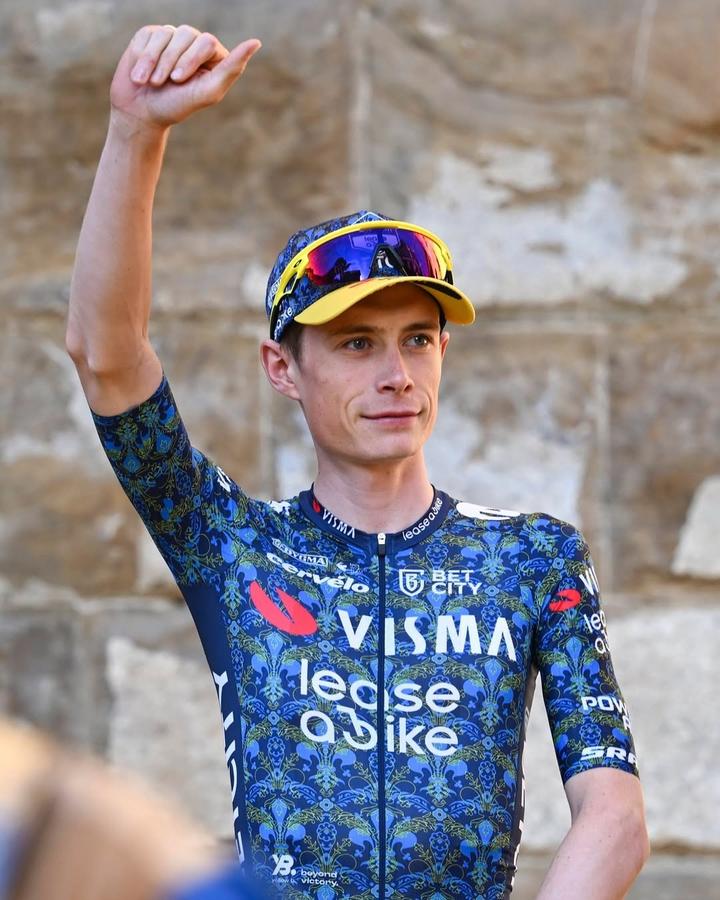 法国巨人大踏步,梅开二度晋级的简单介绍 法国巨人大踏步,梅开二度晋级的简单介绍