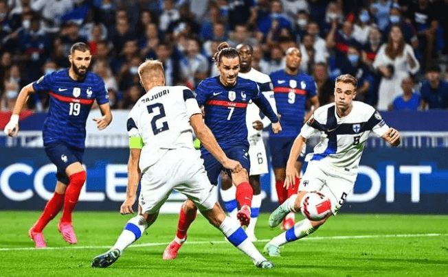 开云下载-关于欧预赛再现悬念之战双方积极备战期待出线的信息