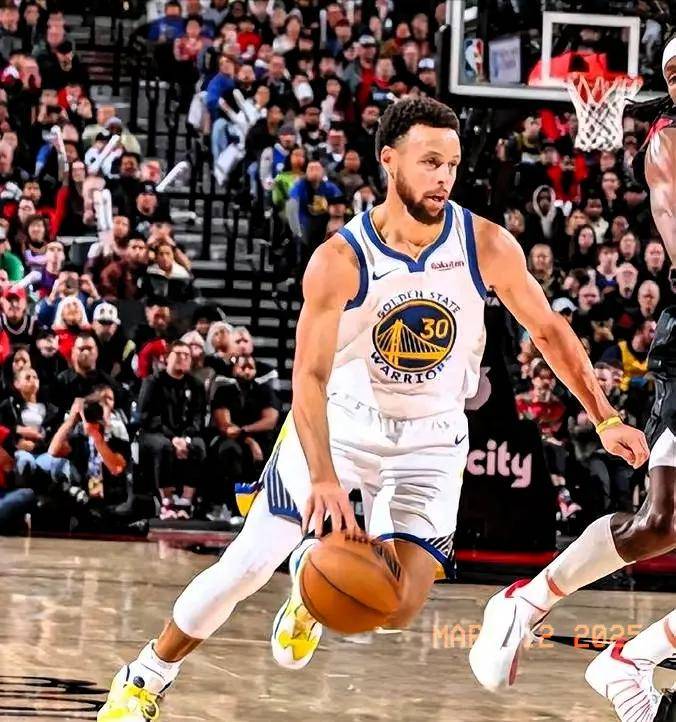 开拓者队主场惨败勇士队,麦科勒姆独揽+难救比赛的简单介绍 开拓者队主场惨败勇士队,麦科勒姆独揽+难救比赛的简单介绍