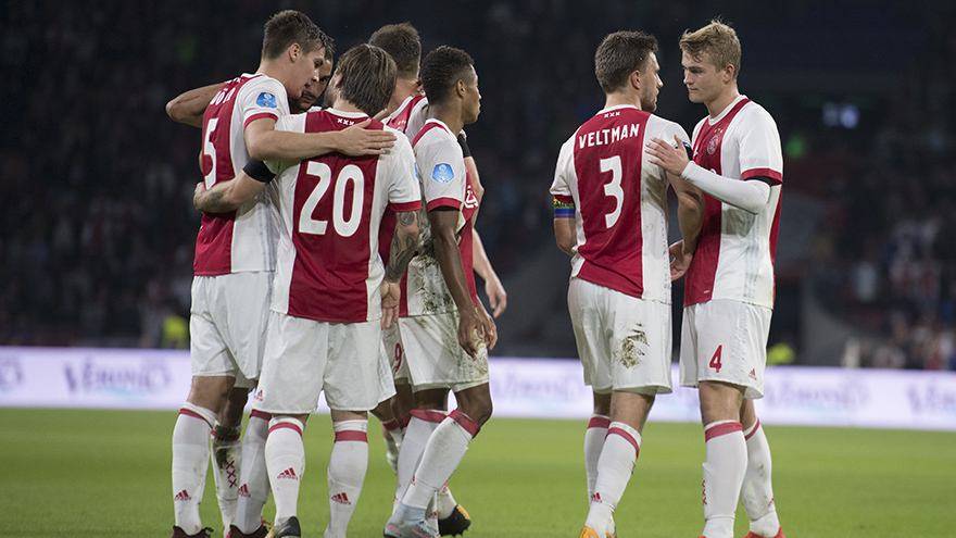 开云体育入口-包含阿尔克马尔糗事不断，欧冠席位遥遥无期的词条