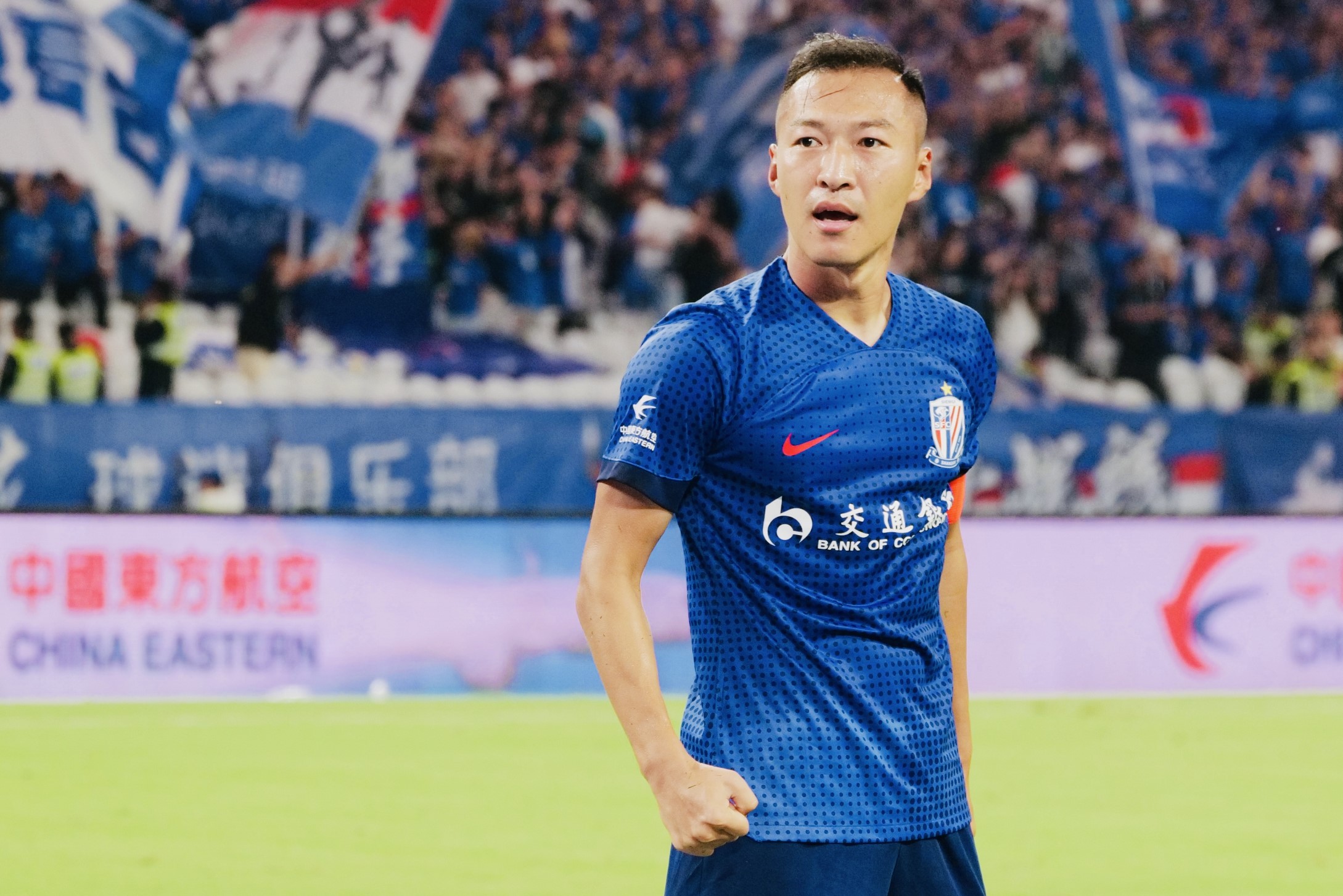 包含上海申花队努力训练,期待新的胜利的词条 包含上海申花队努力训练,期待新的胜利的词条