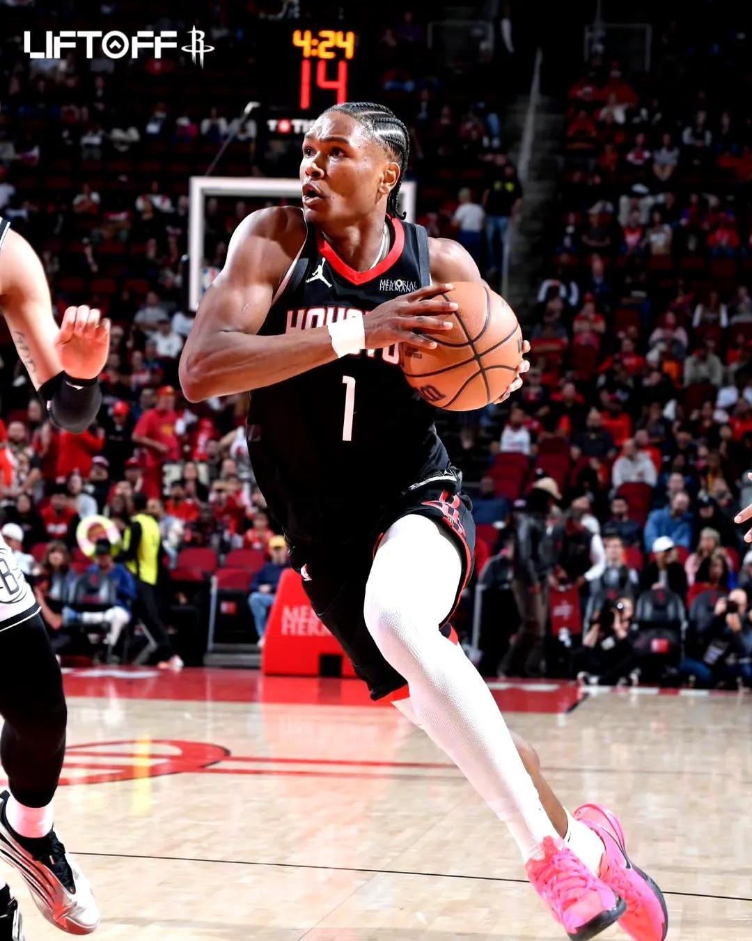 关于火箭内线防守露破绽,教练组加强训练的信息 关于火箭内线防守露破绽,教练组加强训练的信息