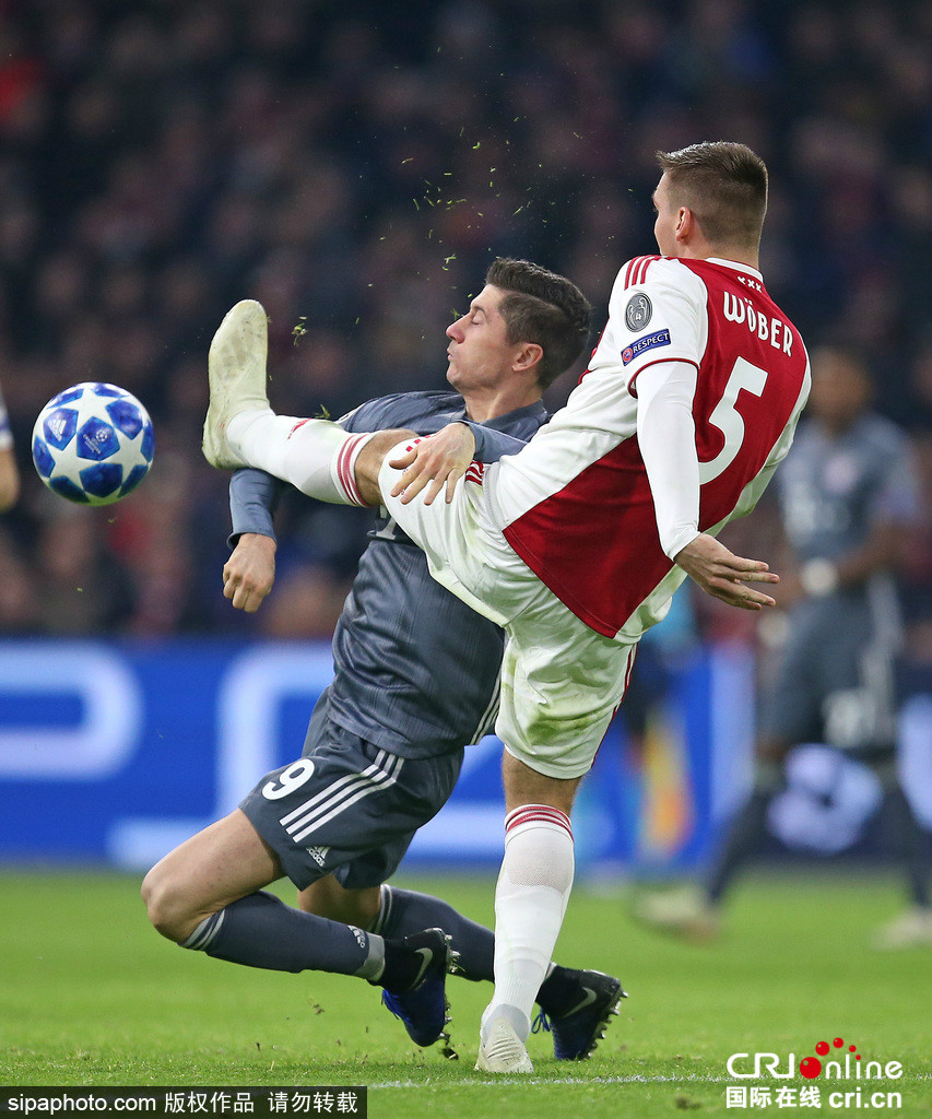 关于拜仁慕尼黑逆转阿贾克斯,莱万梅开二度的信息 关于拜仁慕尼黑逆转阿贾克斯,莱万梅开二度的信息