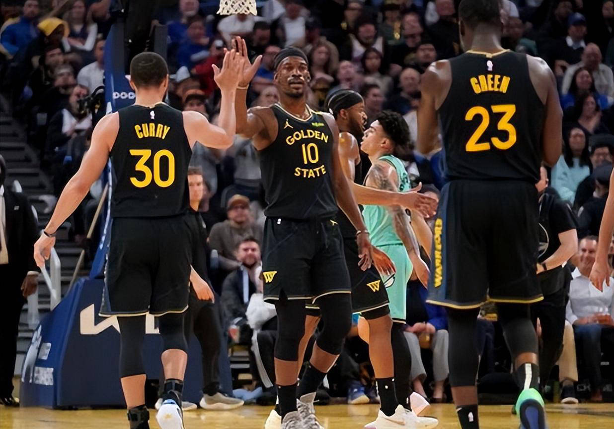 勇士主场不敌鹈鹕,遭遇三连败的简单介绍 勇士主场不敌鹈鹕,遭遇三连败的简单介绍