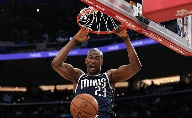 开云官网-快船惊险取胜独行侠，决心夺得总冠军！