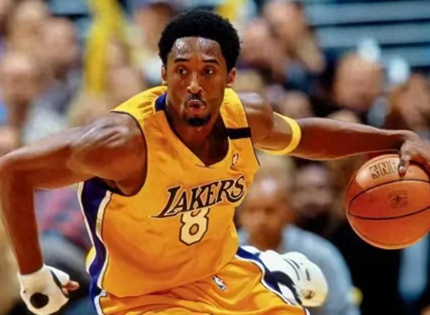 欧洲球员突围科比继续传授经验的简单介绍 欧洲球员突围科比继续传授经验的简单介绍