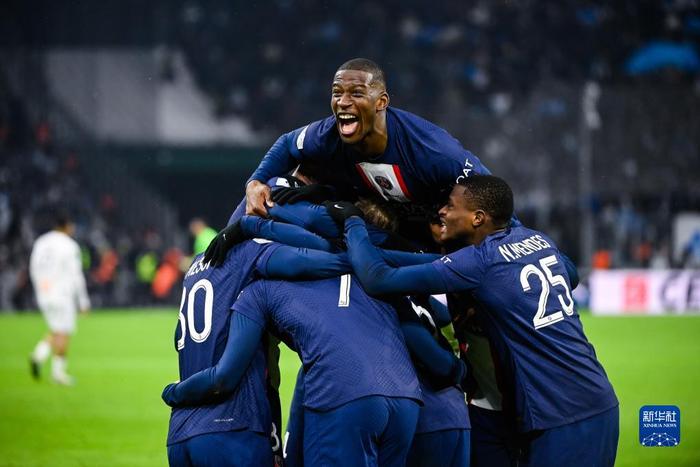 关于马赛队客场大胜，剑指法国联赛争冠的信息