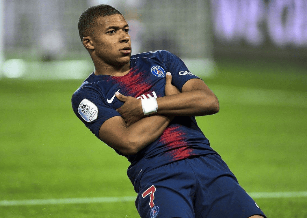 开云平台-包含摩纳哥客战卡昂，双方积分不容有失的词条