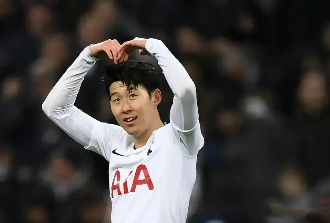 包含热刺逆袭成功,冲进下一轮的词条 包含热刺逆袭成功,冲进下一轮的词条