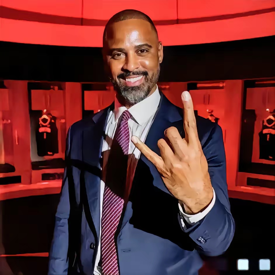 开云体育入口-包含火箭队主帅赞扬小将对球队的贡献，期待更大作为的词条