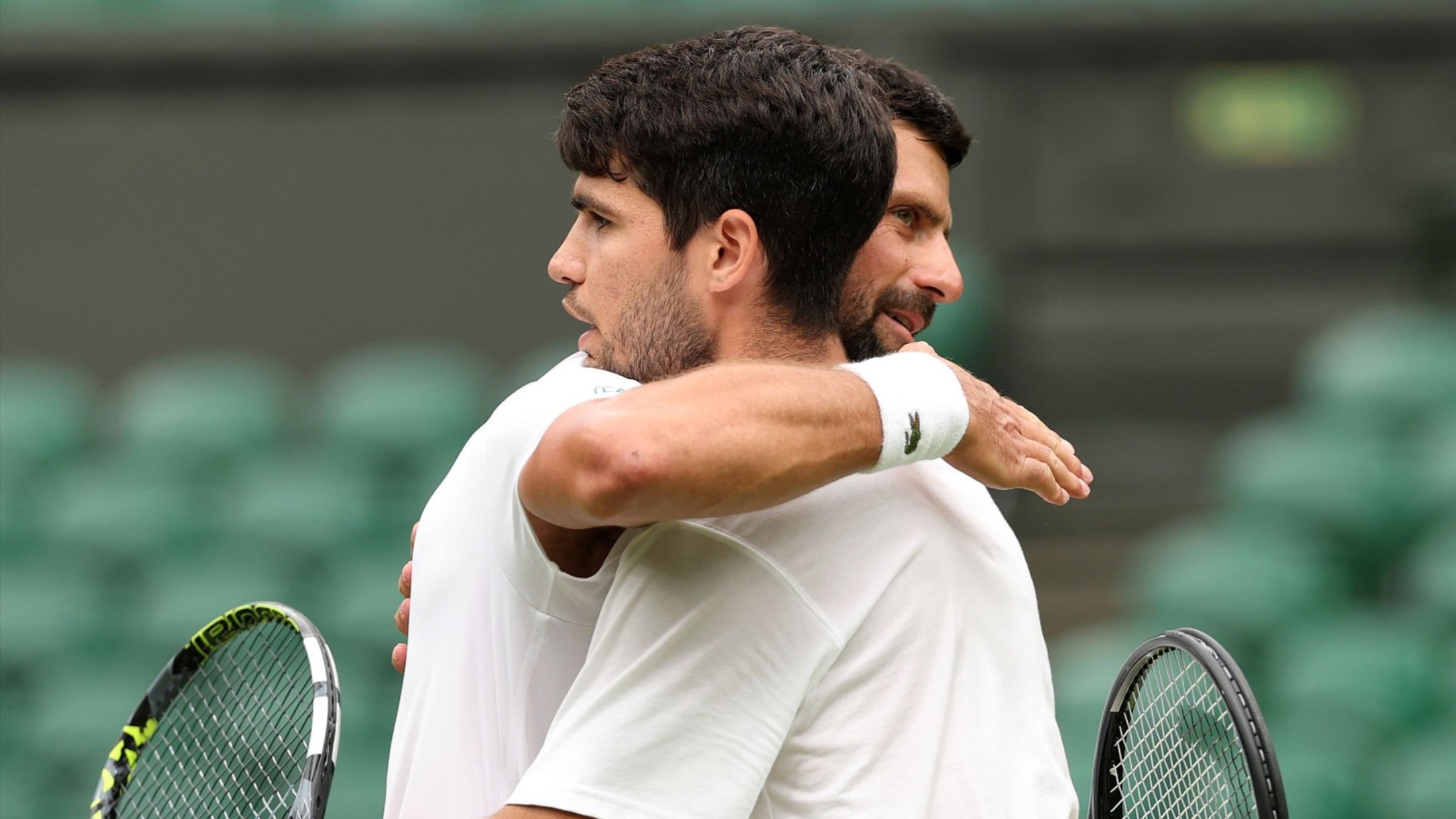 德国网球队完胜美国网球队,德约科维奇统治全场的简单介绍 德国网球队完胜美国网球队,德约科维奇统治全场的简单介绍