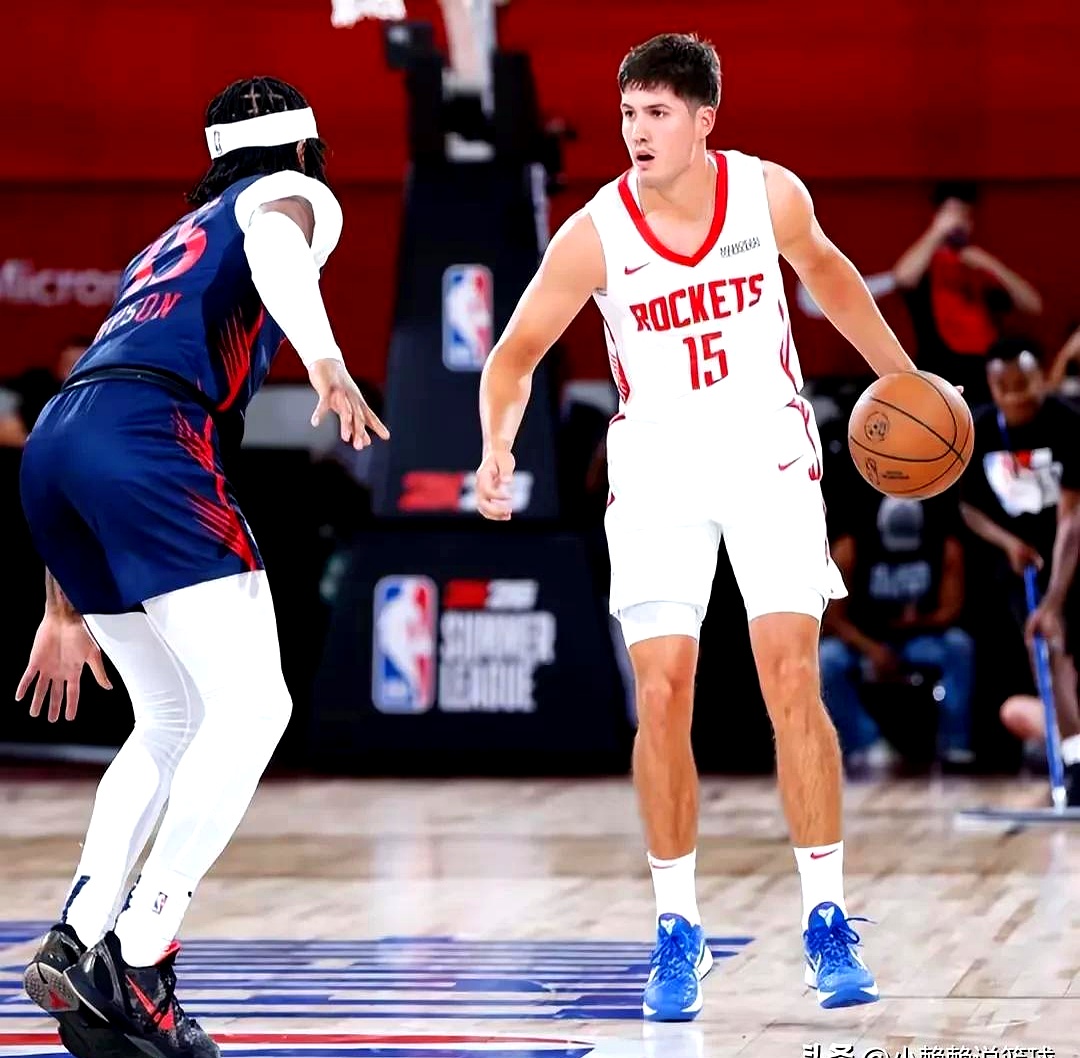 火箭不敌尼克斯,两连败遭遇尴尬 火箭不敌尼克斯,两连败遭遇尴尬