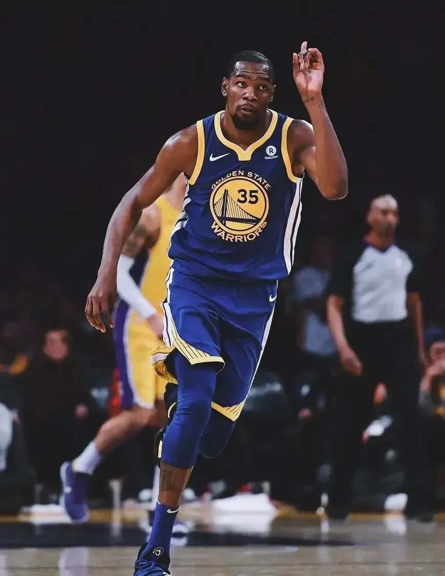 开云体育官网-勇士B队绝杀独行侠，杜兰特惊艳世界