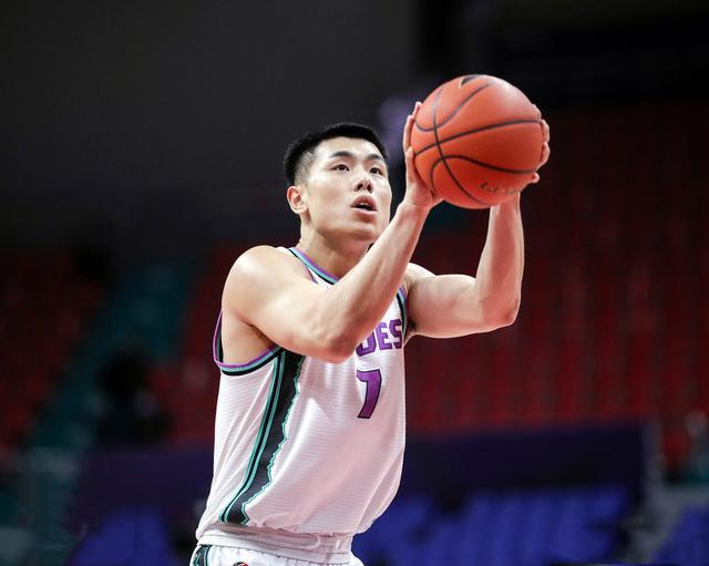 开云体育平台APP-广东队横扫76人，陶汉林状态火热