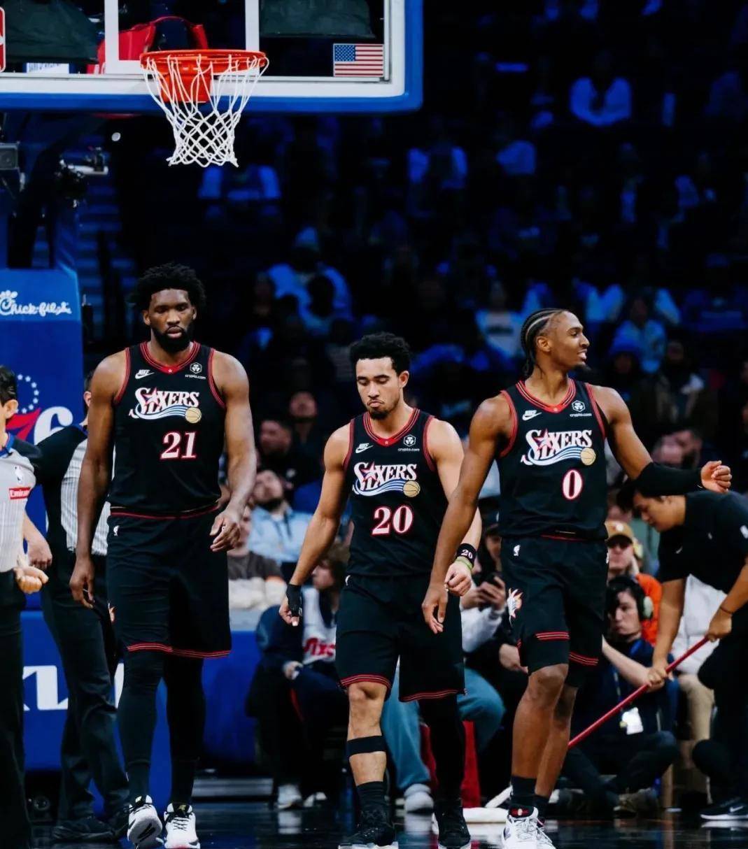 雷霆强势晋级骑士，马克西在欧冠决赛接管比赛