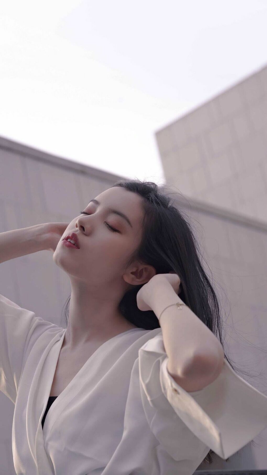 杜兰特节奏大师显神威,黄蜂主场完胜活塞迎赛季首胜